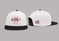 Casquette blanche et rose