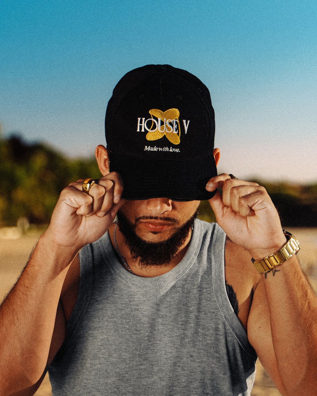 Casquette noire et gold